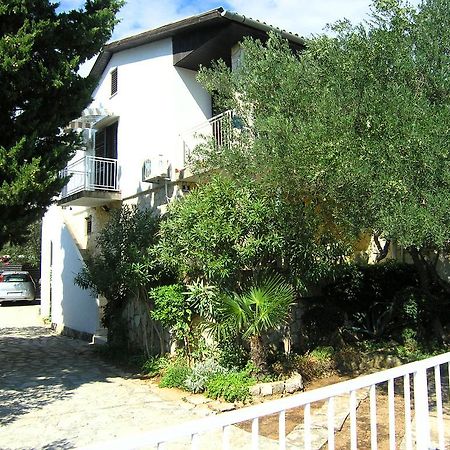Apartmani Plach Krk Town Exterior foto