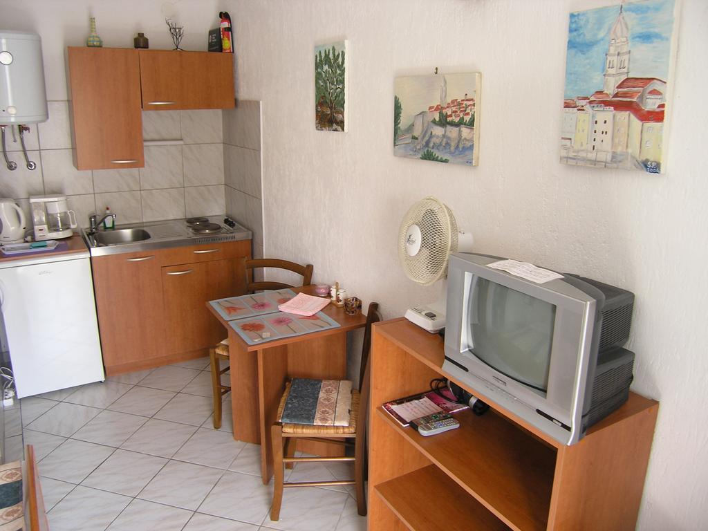 Apartmani Plach Krk Town Exterior foto